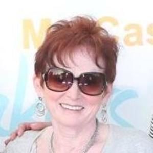 Meet your Posher, Larrietta